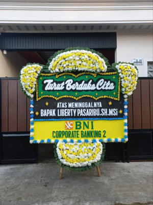 Papan Bunga Duka di Rajabasa Raya